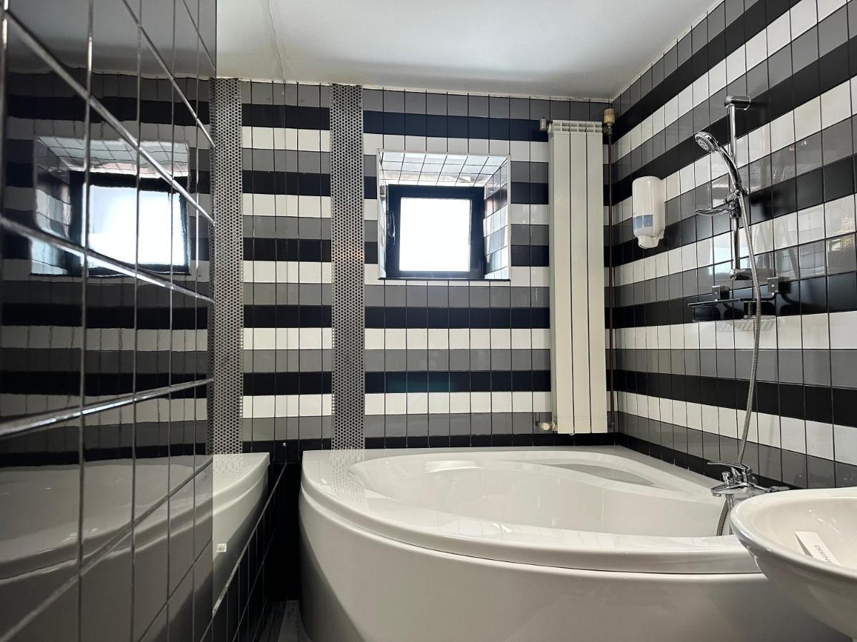 Nerva Traian Studio Apartman Bukarest Kültér fotó